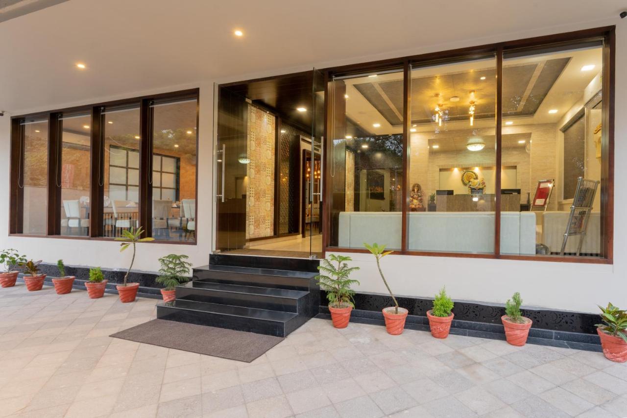 Hotel Siddhartha Inn Udajpur Zewnętrze zdjęcie