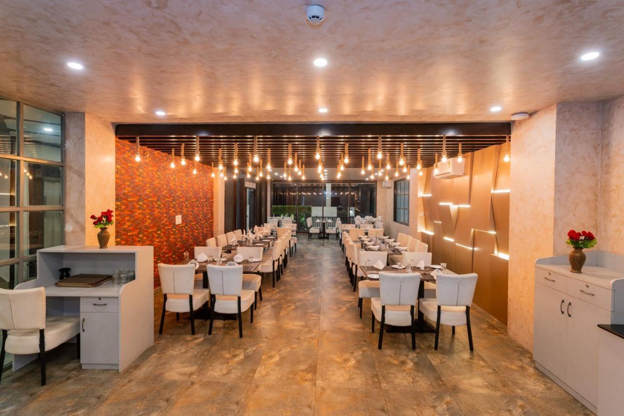 Hotel Siddhartha Inn Udajpur Zewnętrze zdjęcie